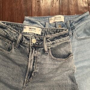 Hollister Women's High Rise Jeans in Dark and Light Blue - 2 pairs!